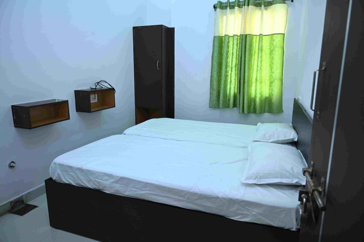 Durga Pride Residency Hotel Kurnool Bagian luar foto